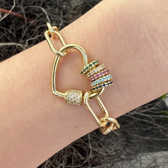 Luxe 18k Gold Plated Colorful Rhinestone Heart Chain Bracelet - Picture 2 of 2